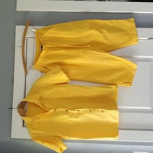 Passports 2-piece bright yellow capri set!
